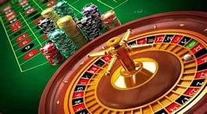 shwecasion Live Baccarat — Real Dealer ဖြင့် Baccarat စားပွဲ ကစားနေသောမြင်ကွင်း